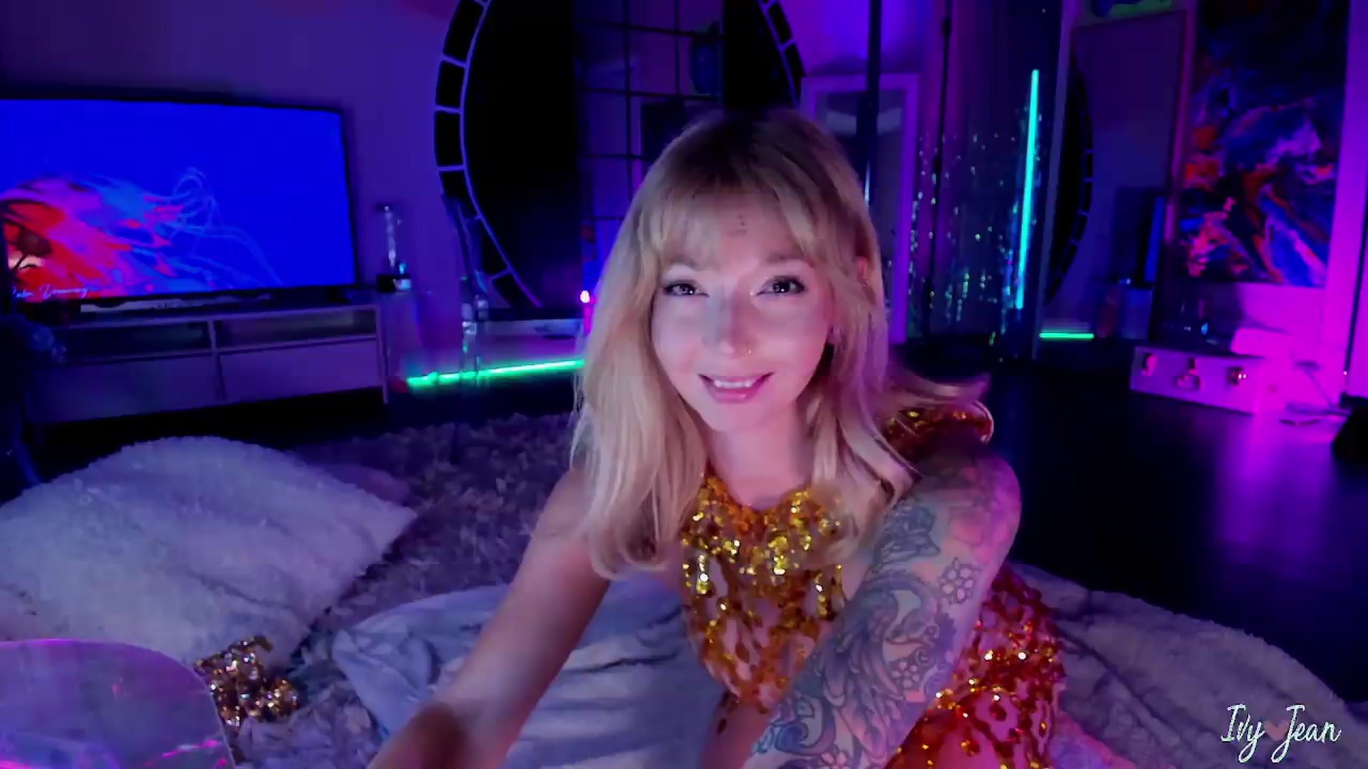 Gallery image thumbnail from IvyJean's myfreecams stream on, 08/29/2026, 04:15 image 14 of 20