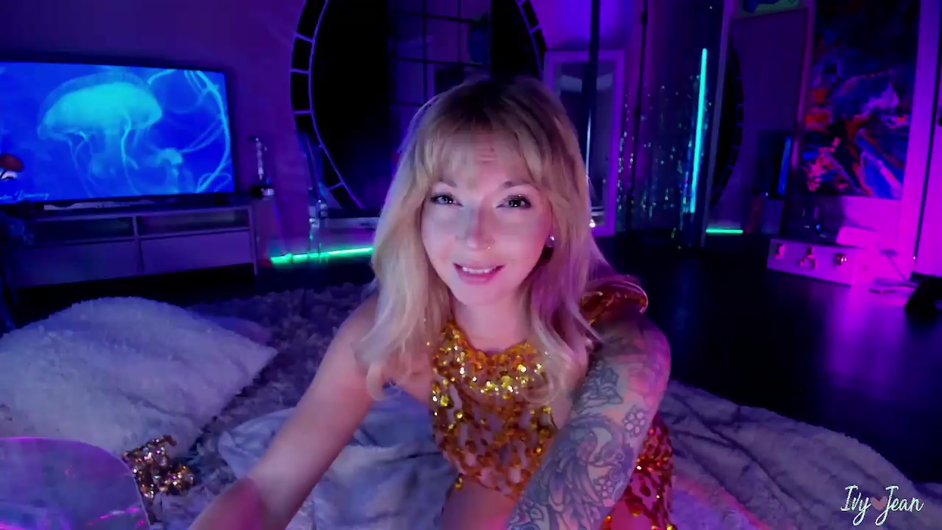 Gallery image thumbnail from IvyJean's myfreecams stream on, 08/29/2026, 04:15 image 4 of 20