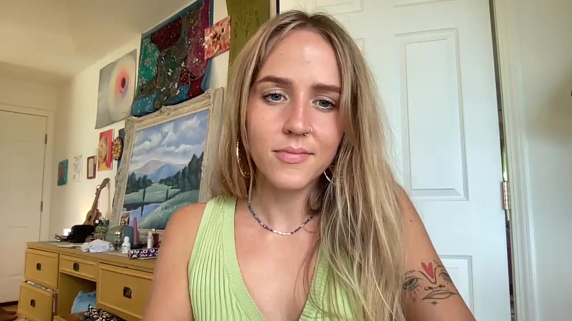 Gallery image thumbnail from IvyPiercee's myfreecams stream on, 05/24/2025, 23:08 image 18 of 20