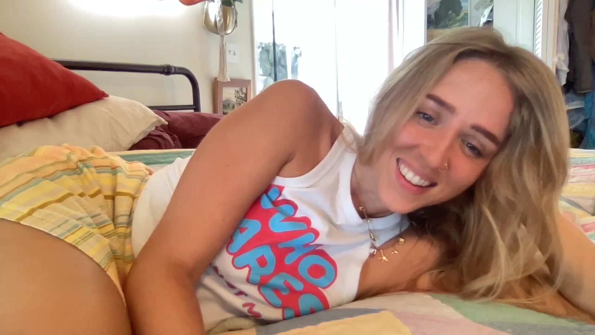 Gallery image thumbnail from IvyPiercee's myfreecams stream on, 05/27/2025, 23:18 image 2 of 20