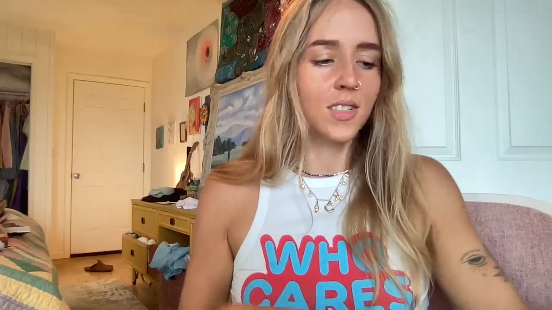 Gallery image thumbnail from IvyPiercee's myfreecams stream on, 05/27/2025, 23:18 image 5 of 20