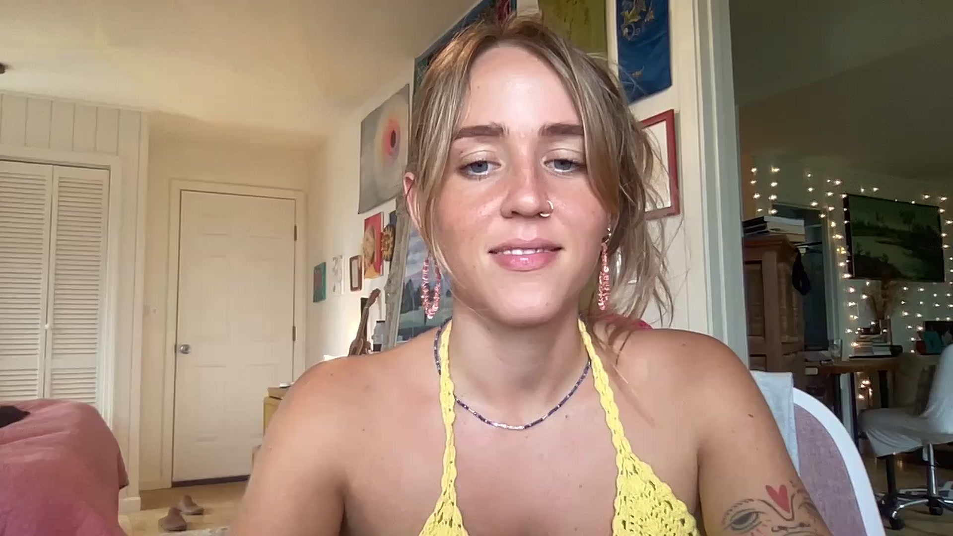 Gallery image thumbnail from IvyPiercee's myfreecams stream on, 06/05/2025, 01:14 image 8 of 20