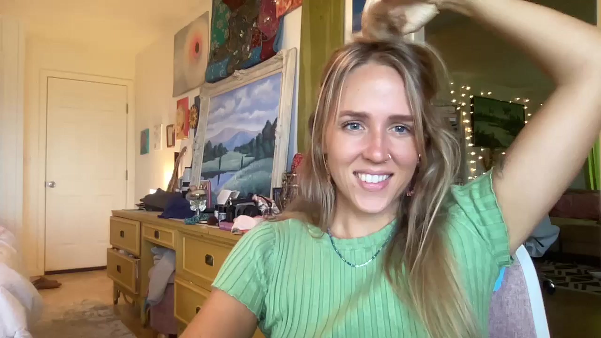 Gallery image thumbnail from IvyPiercee's myfreecams stream on, 06/14/2025, 21:14 image 1 of 20