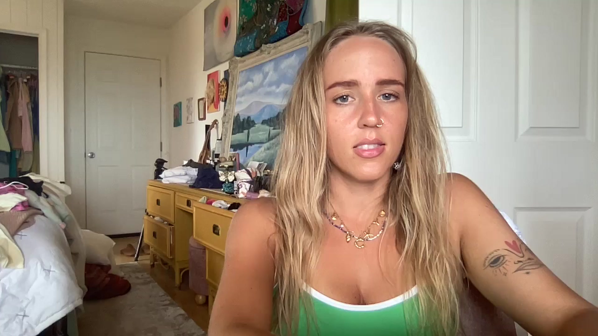 Gallery image thumbnail from IvyPiercee's myfreecams stream on, 06/17/2025, 24:00 image 9 of 20