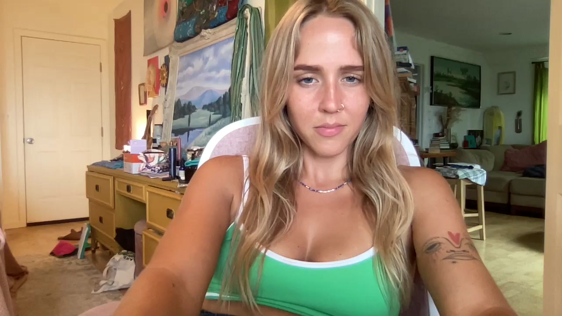 Gallery image thumbnail from IvyPiercee's myfreecams stream on, 06/24/2025, 24:20 image 11 of 20