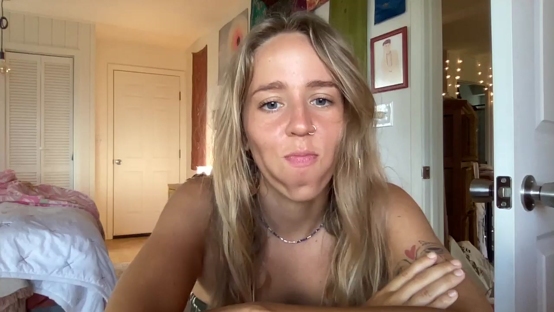 Gallery image thumbnail from IvyPiercee's myfreecams stream on, 06/27/2025, 21:02 image 6 of 20