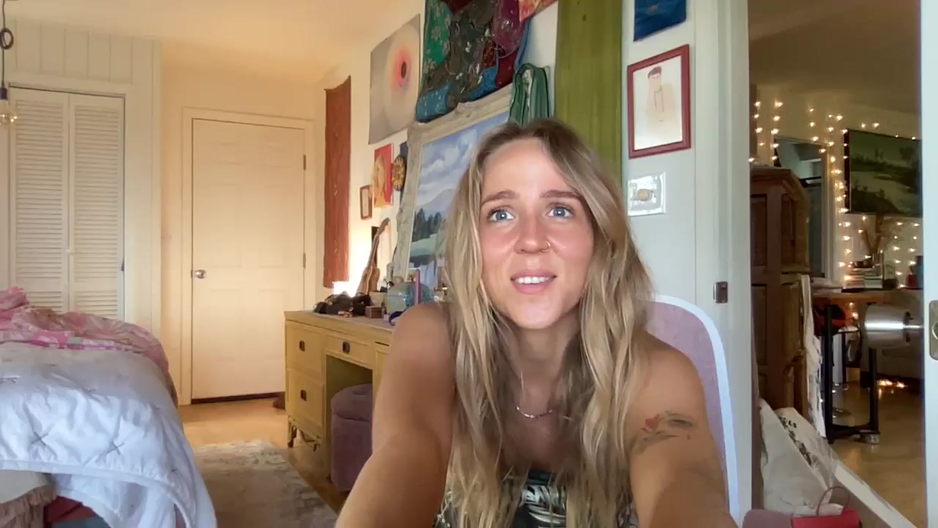 Gallery image thumbnail from IvyPiercee's myfreecams stream on, 06/27/2025, 21:02 image 9 of 20