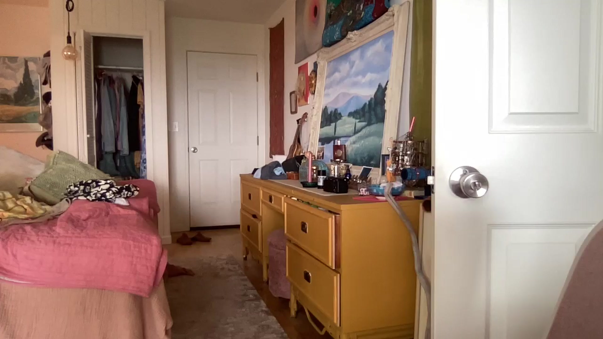 Gallery image thumbnail from IvyPiercee's myfreecams stream on, 07/04/2025, 24:55 image 10 of 20