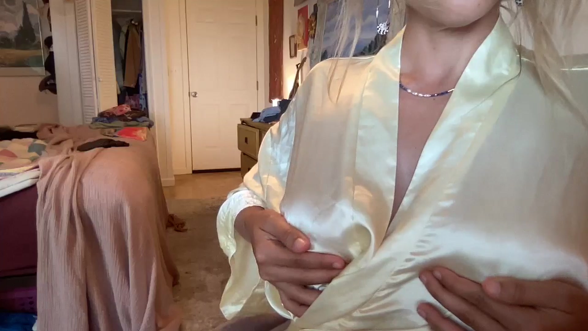 Gallery image thumbnail from IvyPiercee's myfreecams stream on, 07/10/2025, 02:04 image 14 of 20