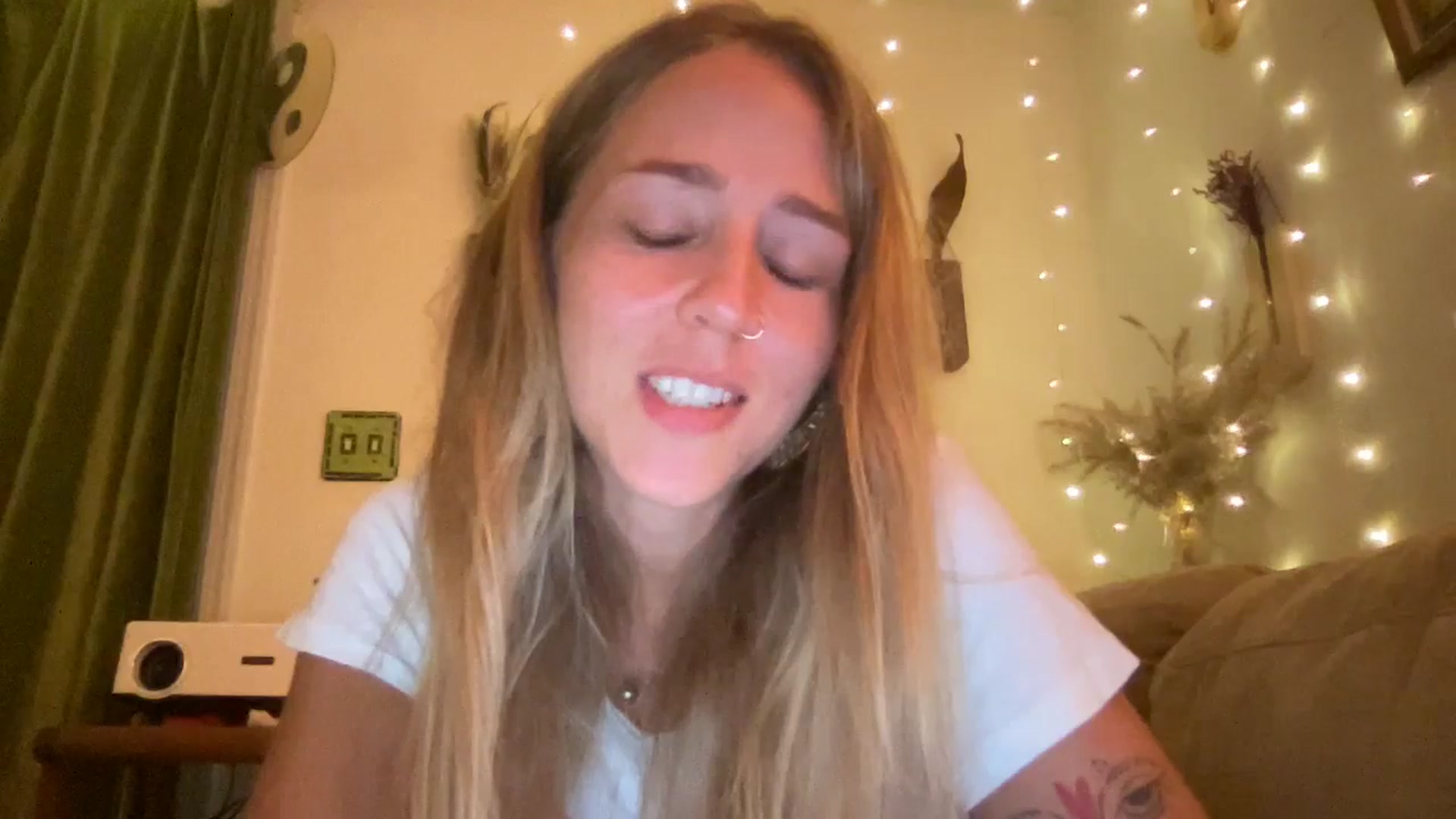 Gallery image thumbnail from IvyPiercee's myfreecams stream on, 07/18/2025, 06:37 image 16 of 20