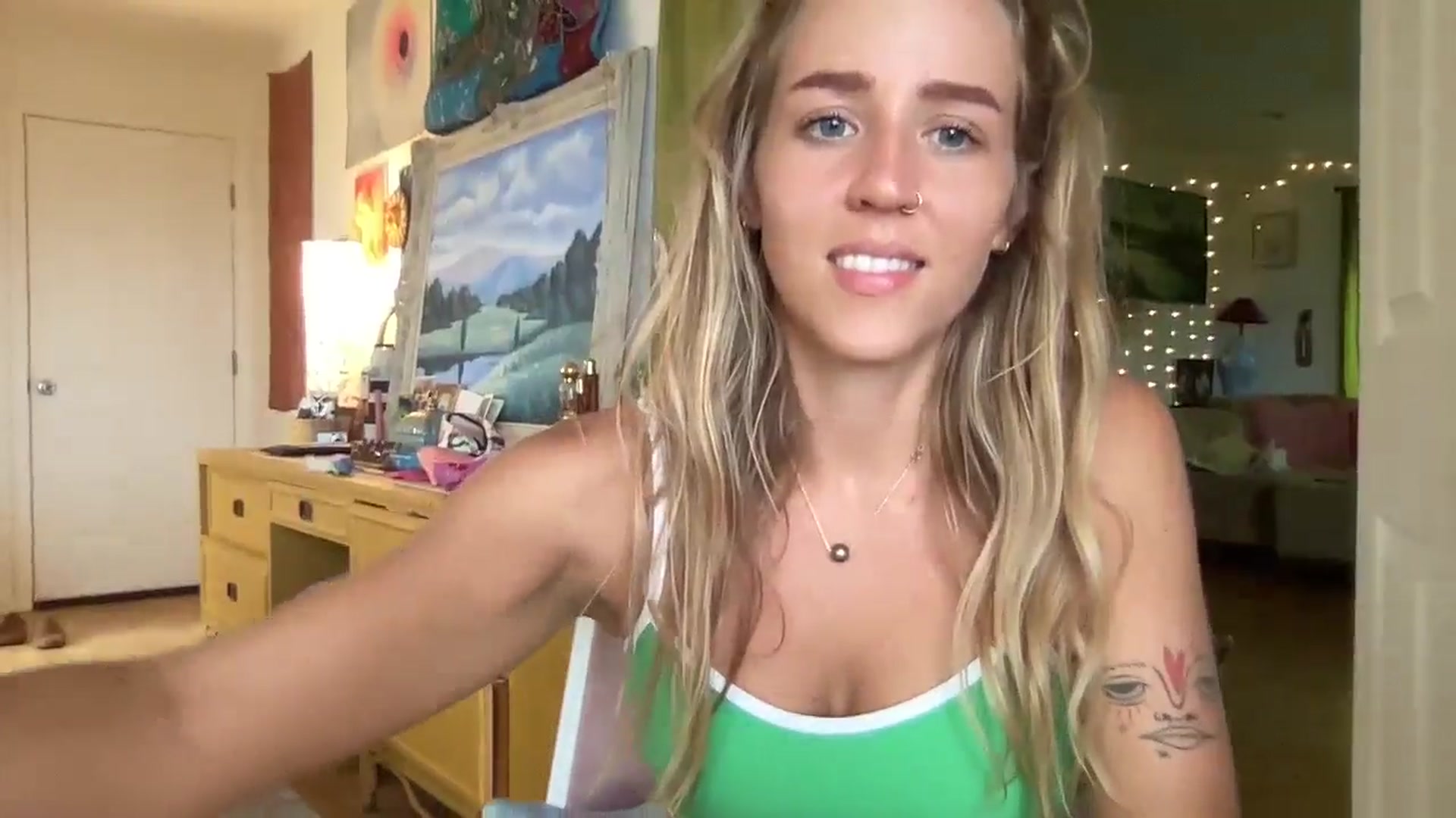 Gallery image thumbnail from IvyPiercee's myfreecams stream on, 07/18/2025, 21:27 image 2 of 20