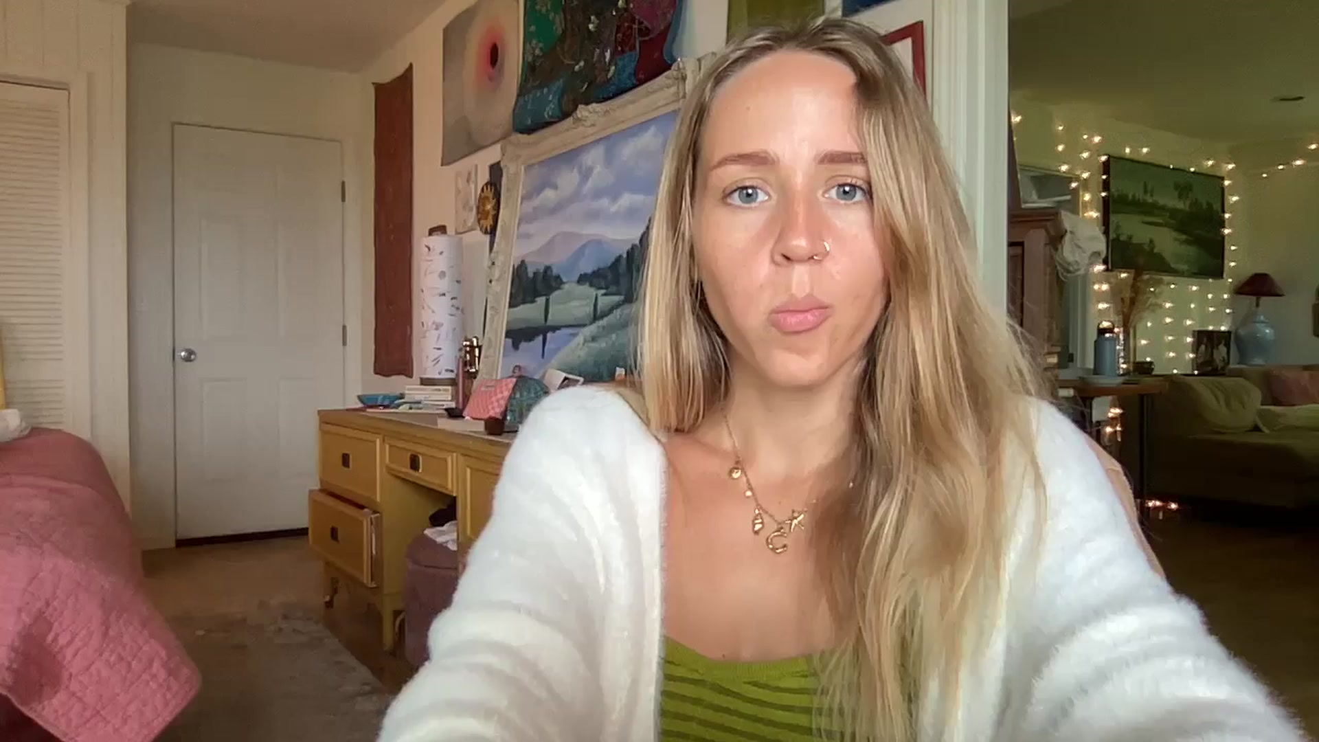 Gallery image thumbnail from IvyPiercee's myfreecams stream on, 07/21/2025, 21:52 image 6 of 20