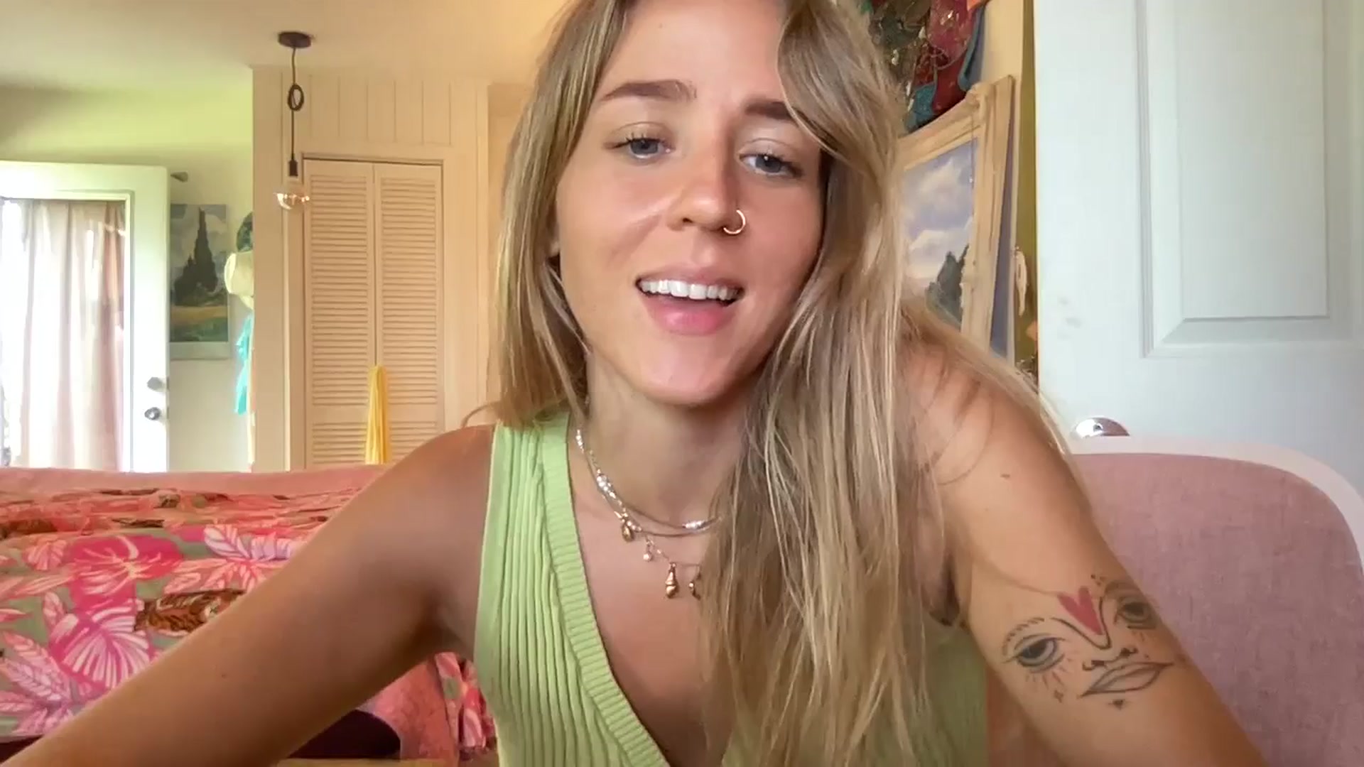 Gallery image thumbnail from IvyPiercee's myfreecams stream on, 08/04/2025, 20:53 image 15 of 20
