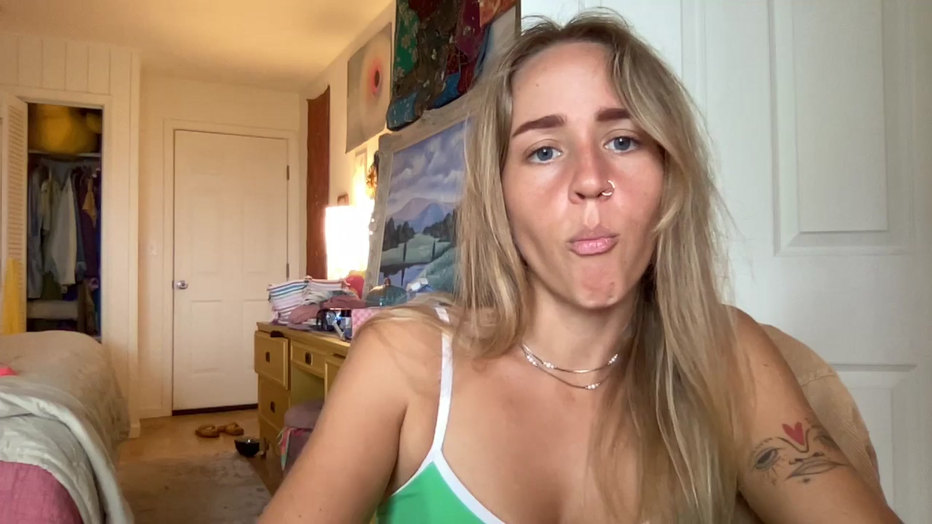 Gallery image thumbnail from IvyPiercee's myfreecams stream on, 08/16/2025, 22:24 image 6 of 20