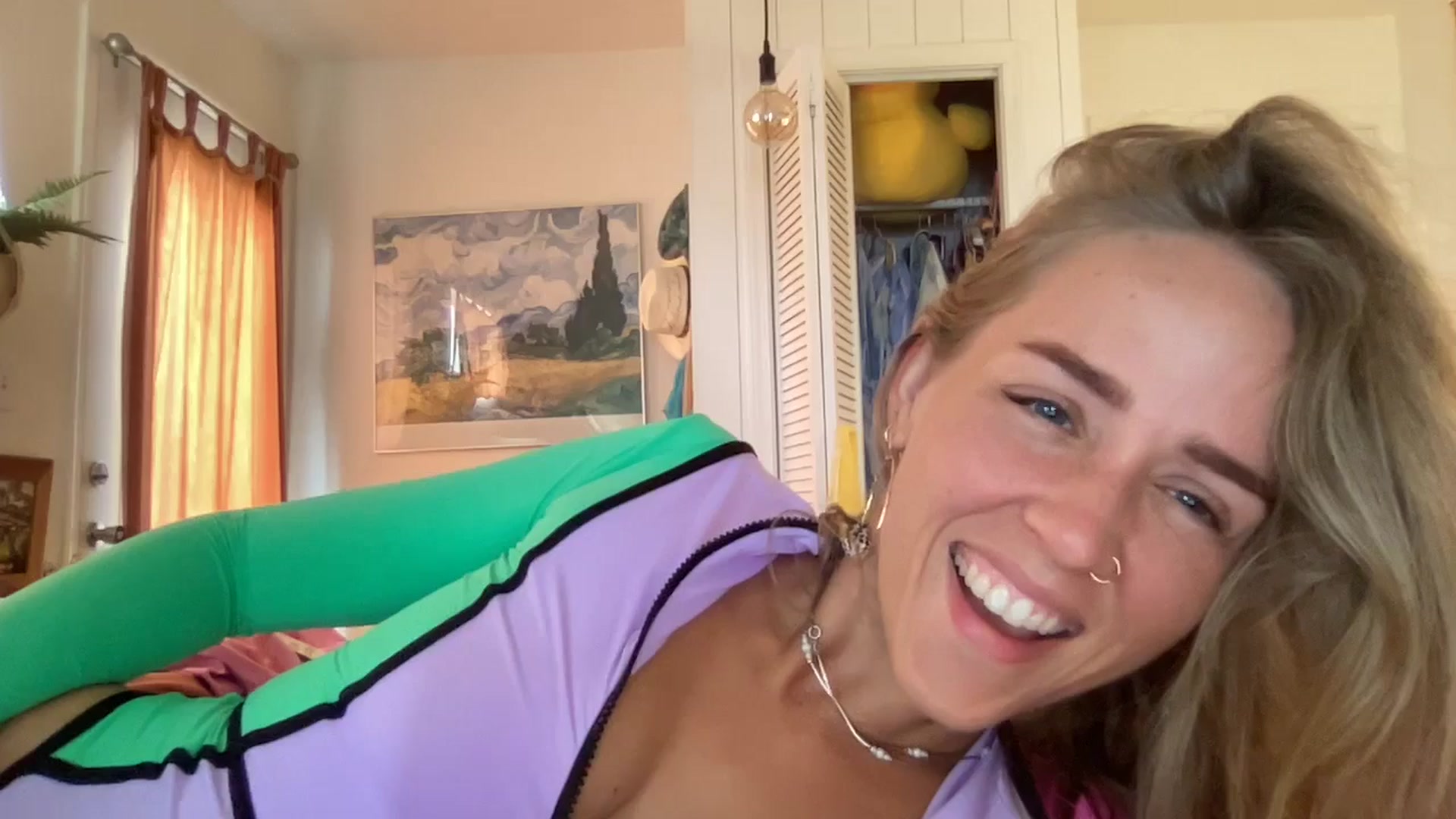 Gallery image thumbnail from IvyPiercee's myfreecams stream on, 08/17/2025, 22:51 image 19 of 20