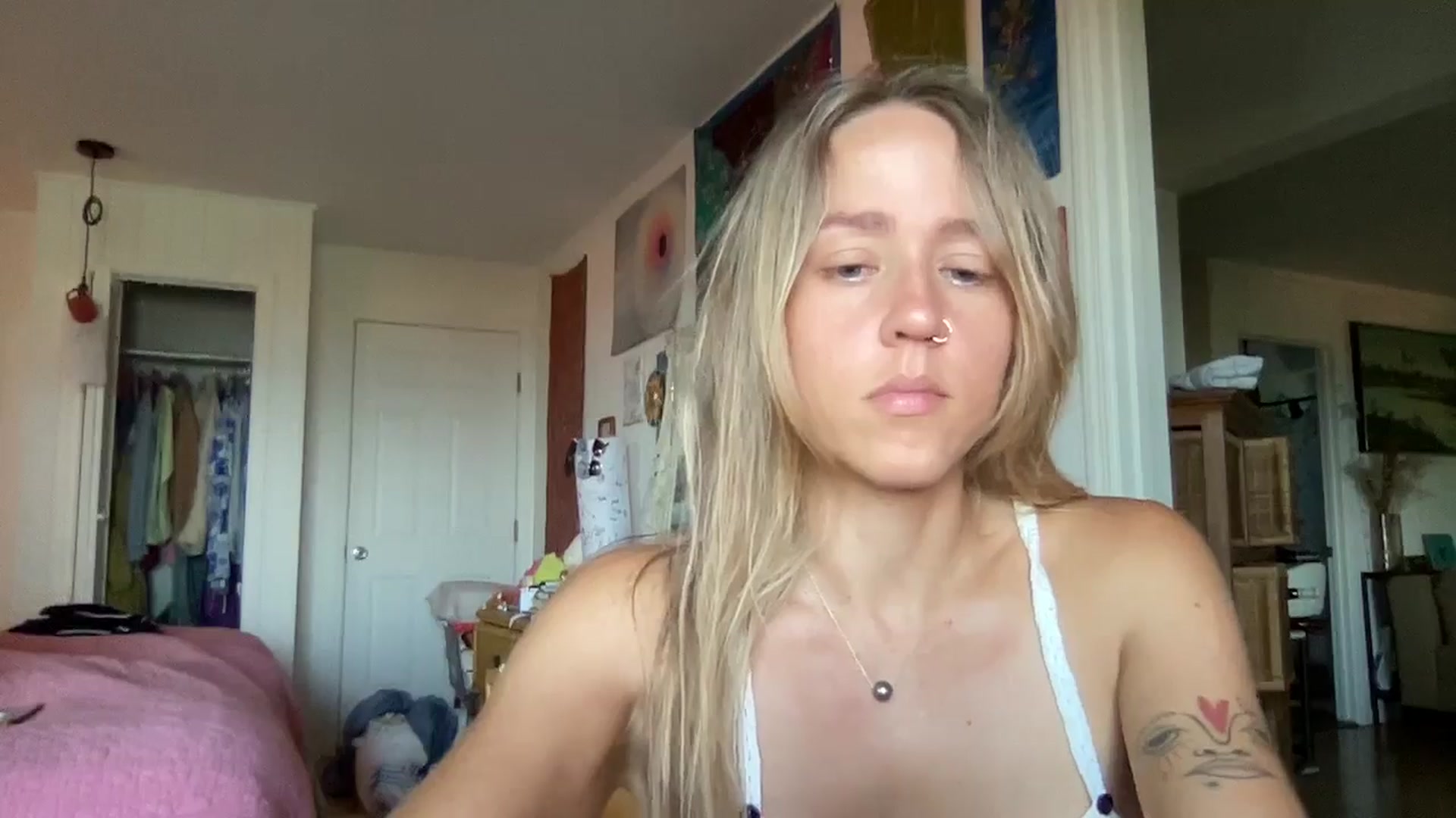 Gallery image thumbnail from IvyPiercee's myfreecams stream on, 10/05/2025, 18:37 image 12 of 20