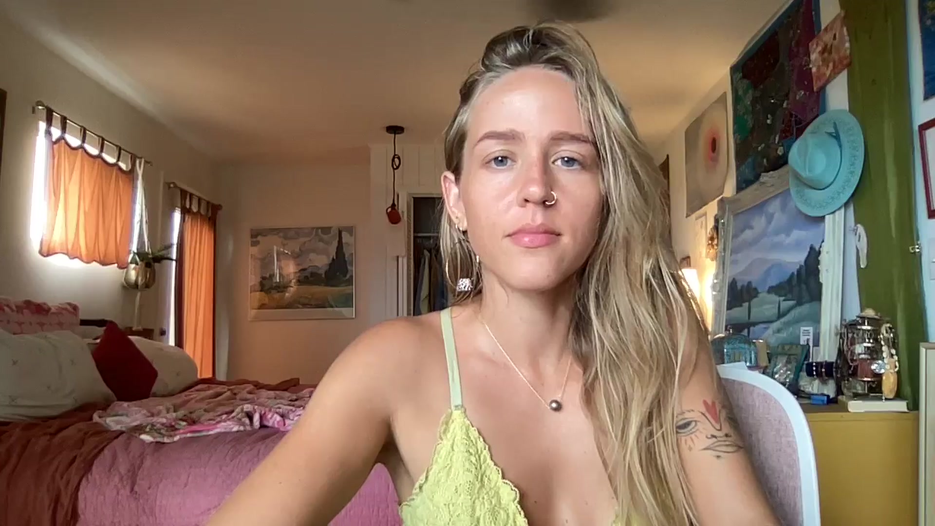 Gallery image thumbnail from IvyPiercee's myfreecams stream on, 10/10/2025, 22:47 image 16 of 20