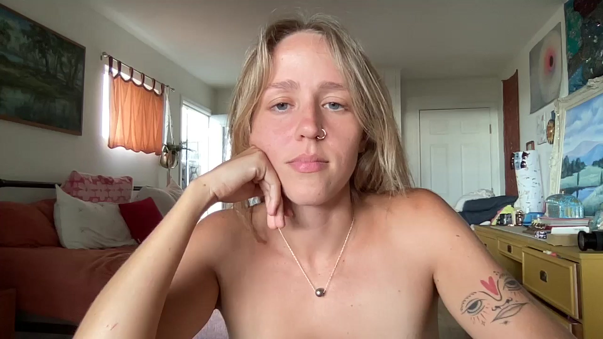 Gallery image thumbnail from IvyPiercee's myfreecams stream on, 10/12/2025, 03:04 image 10 of 20
