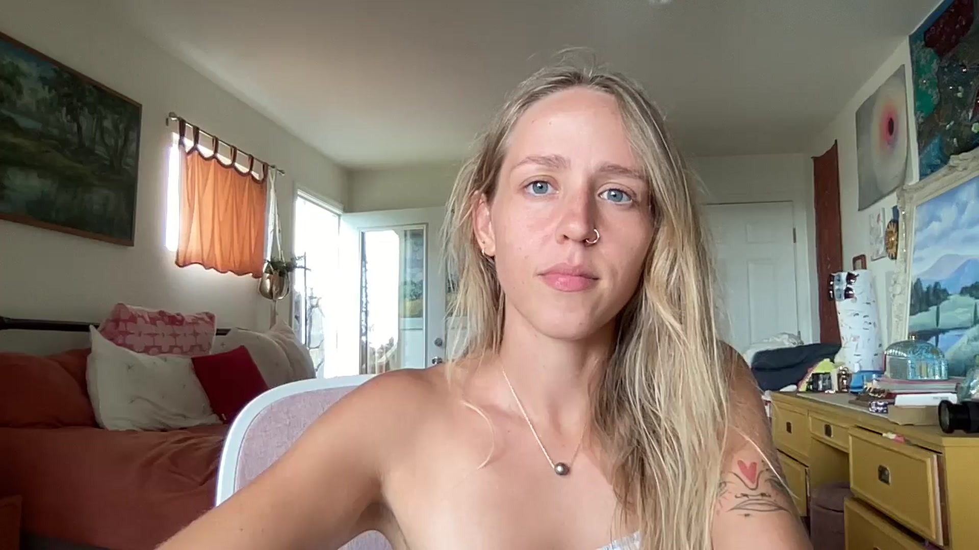 Gallery image thumbnail from IvyPiercee's myfreecams stream on, 10/12/2025, 03:04 image 3 of 20