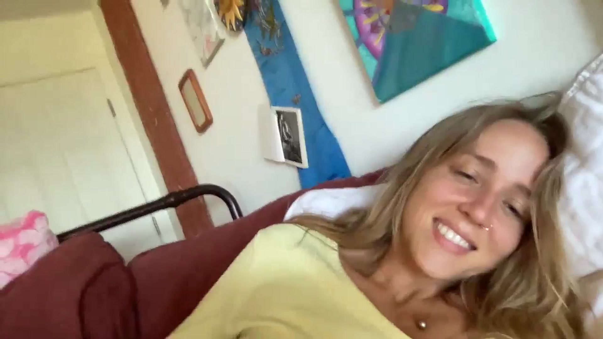 Gallery image thumbnail from IvyPiercee's myfreecams stream on, 10/22/2025, 21:08 image 16 of 20