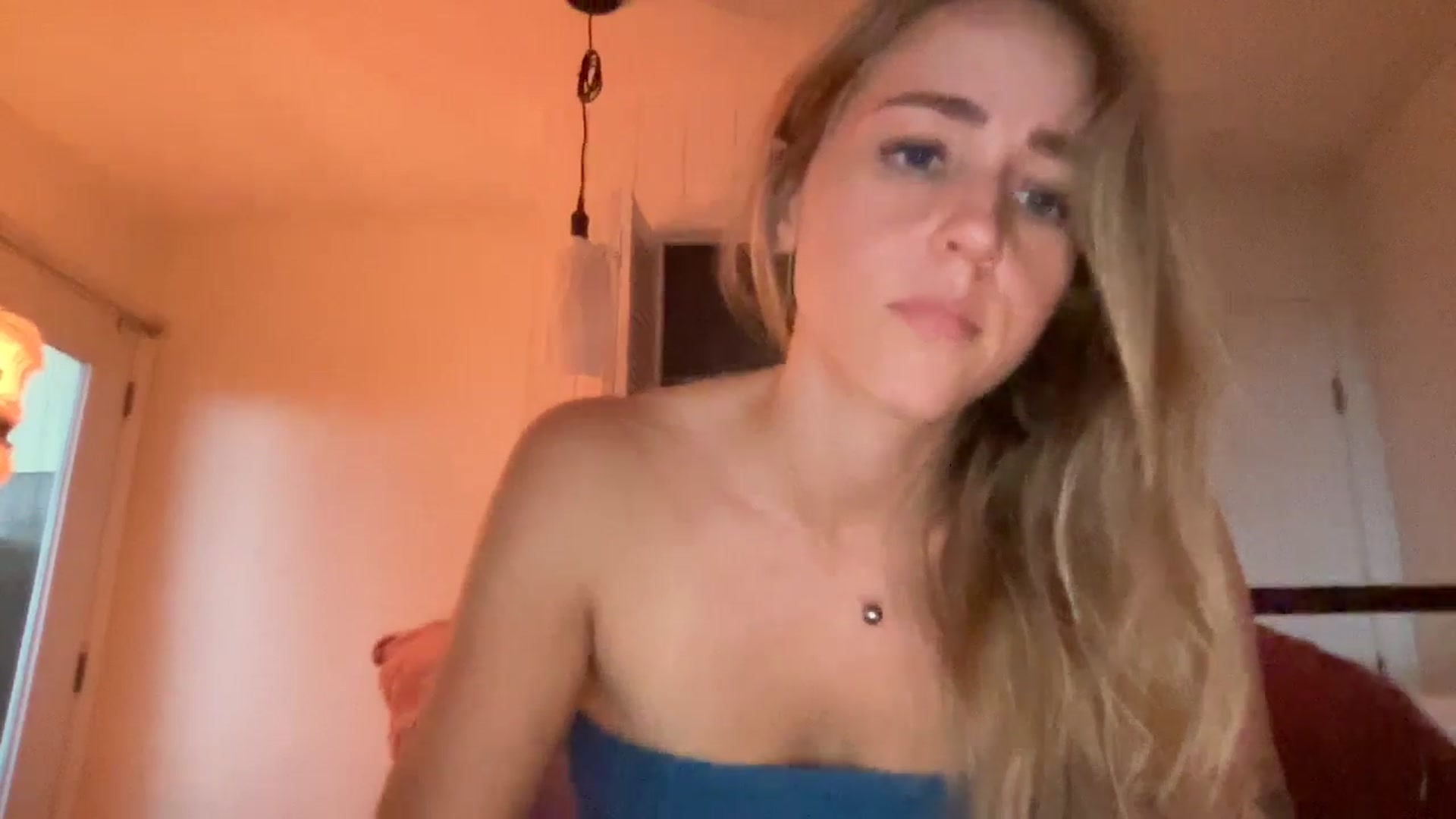 Gallery image thumbnail from IvyPiercee's myfreecams stream on, 11/05/2025, 03:33 image 19 of 20