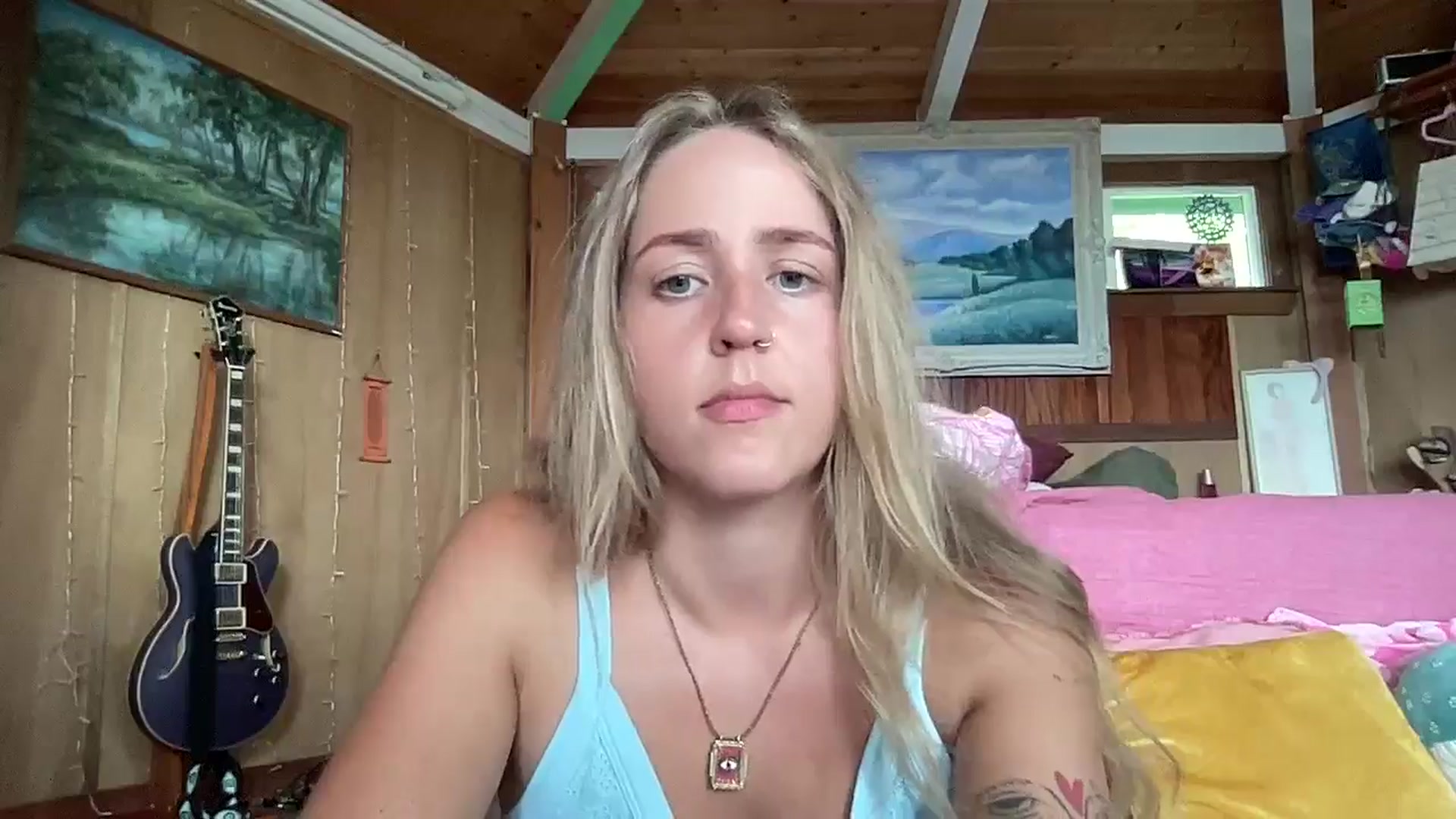 Gallery image thumbnail from IvyPiercee's myfreecams stream on, 02/19/2026, 01:17 image 3 of 20