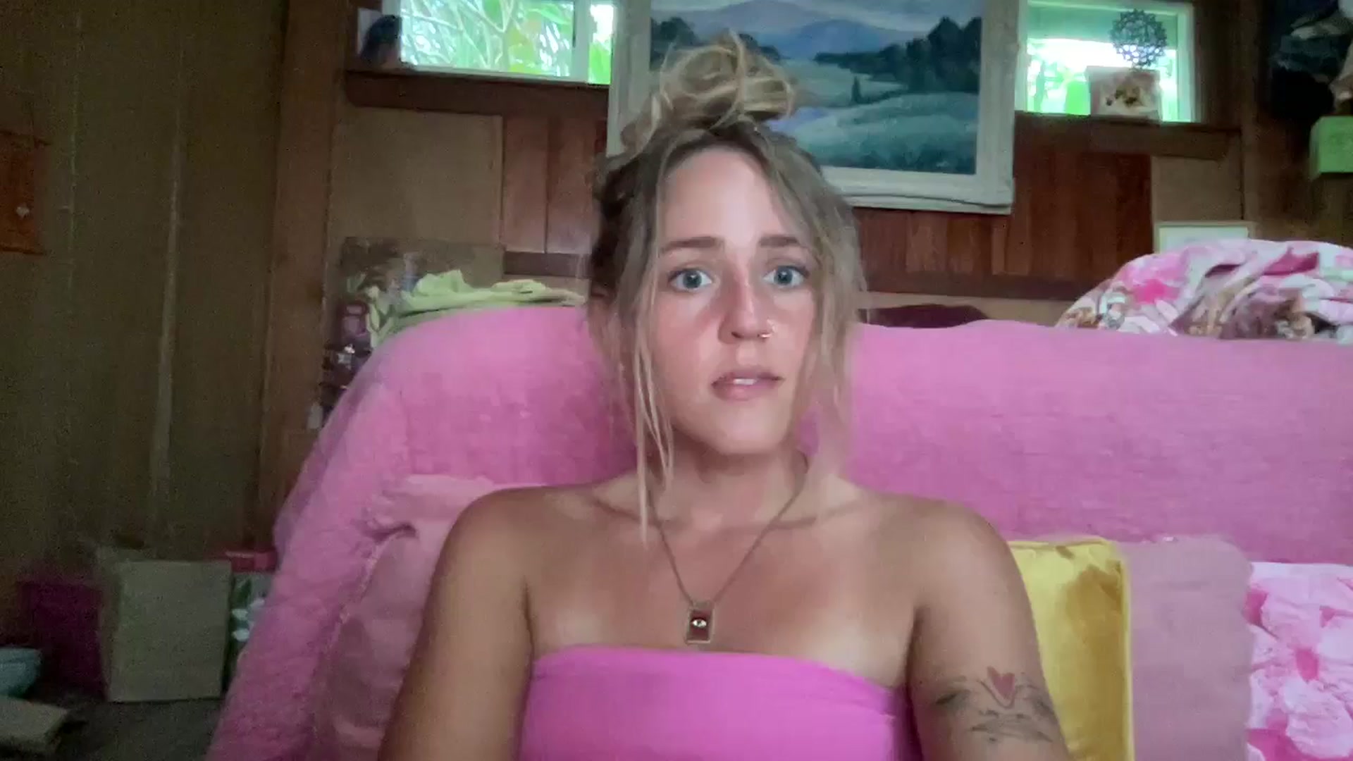 Gallery image thumbnail from IvyPiercee's myfreecams stream on, 03/30/2026, 04:24 image 6 of 20