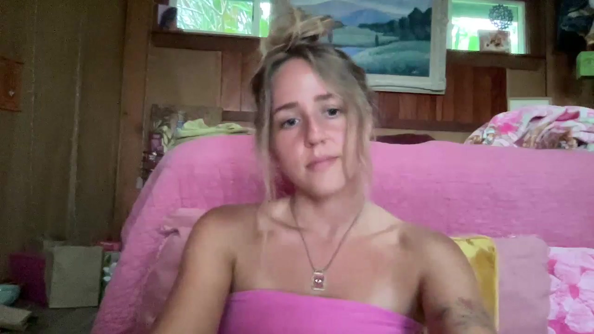 Gallery image thumbnail from IvyPiercee's myfreecams stream on, 03/30/2026, 04:24 image 3 of 20