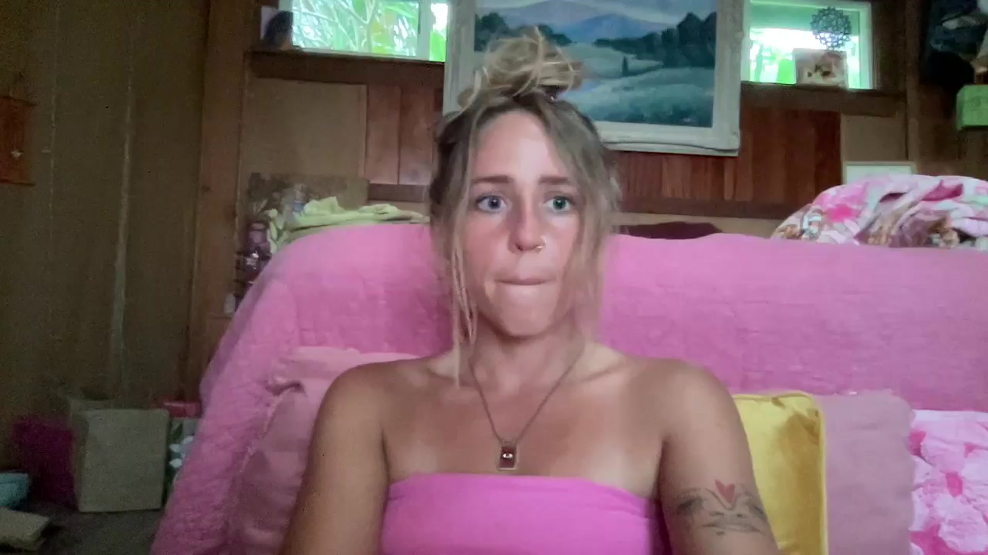 Gallery image thumbnail from IvyPiercee's myfreecams stream on, 03/30/2026, 04:24 image 5 of 20