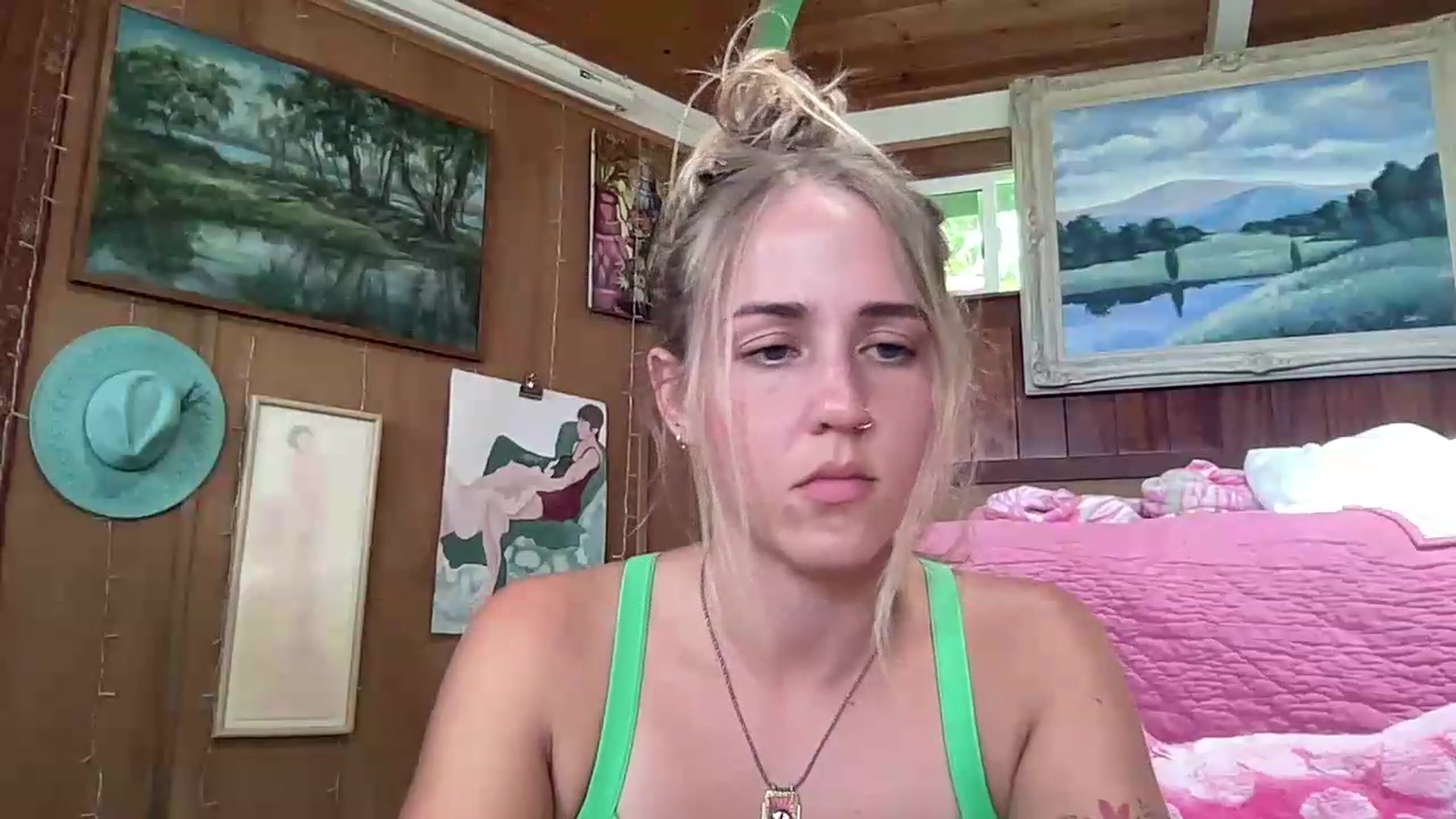 Gallery image thumbnail from IvyPiercee's myfreecams stream on, 05/16/2026, 23:45 image 11 of 20