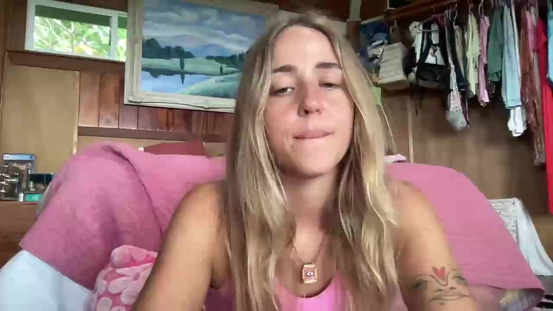 Gallery image thumbnail from IvyPiercee's myfreecams stream on, 05/18/2026, 21:48 image 1 of 20