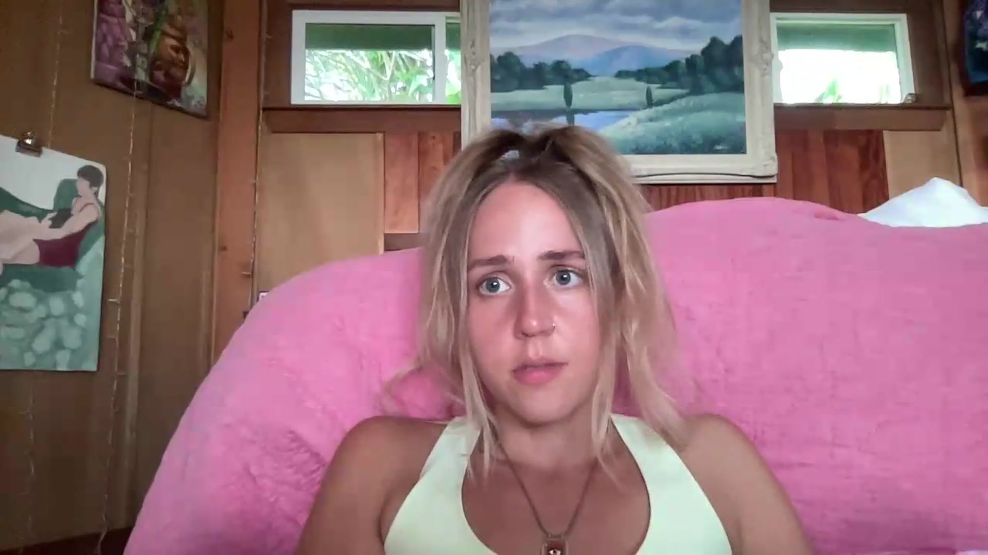 Gallery image thumbnail from IvyPiercee's myfreecams stream on, 05/23/2026, 02:50 image 19 of 20