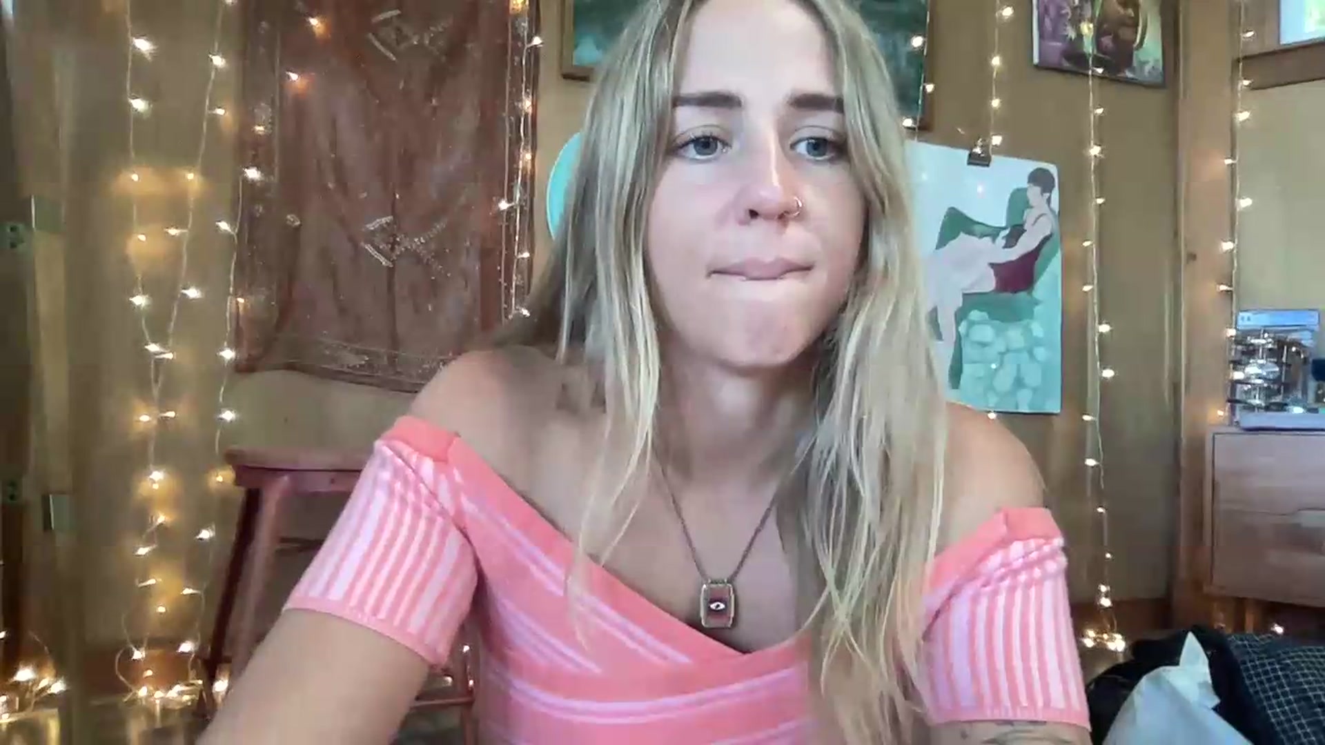 Gallery image thumbnail from IvyPiercee's myfreecams stream on, 06/24/2026, 20:13 image 8 of 20