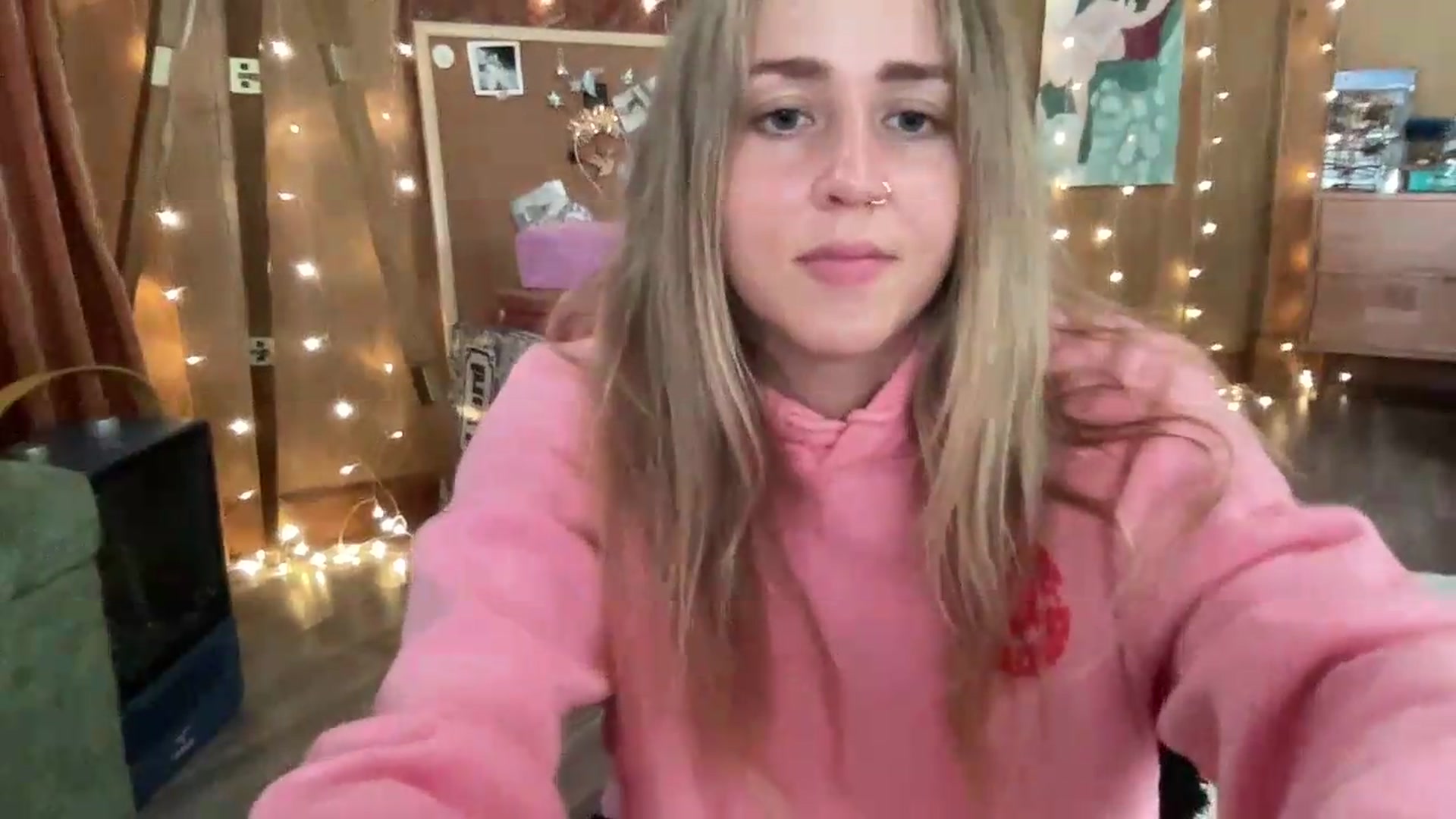 Gallery image thumbnail from IvyPiercee's myfreecams stream on, 07/29/2026, 02:53 image 6 of 20