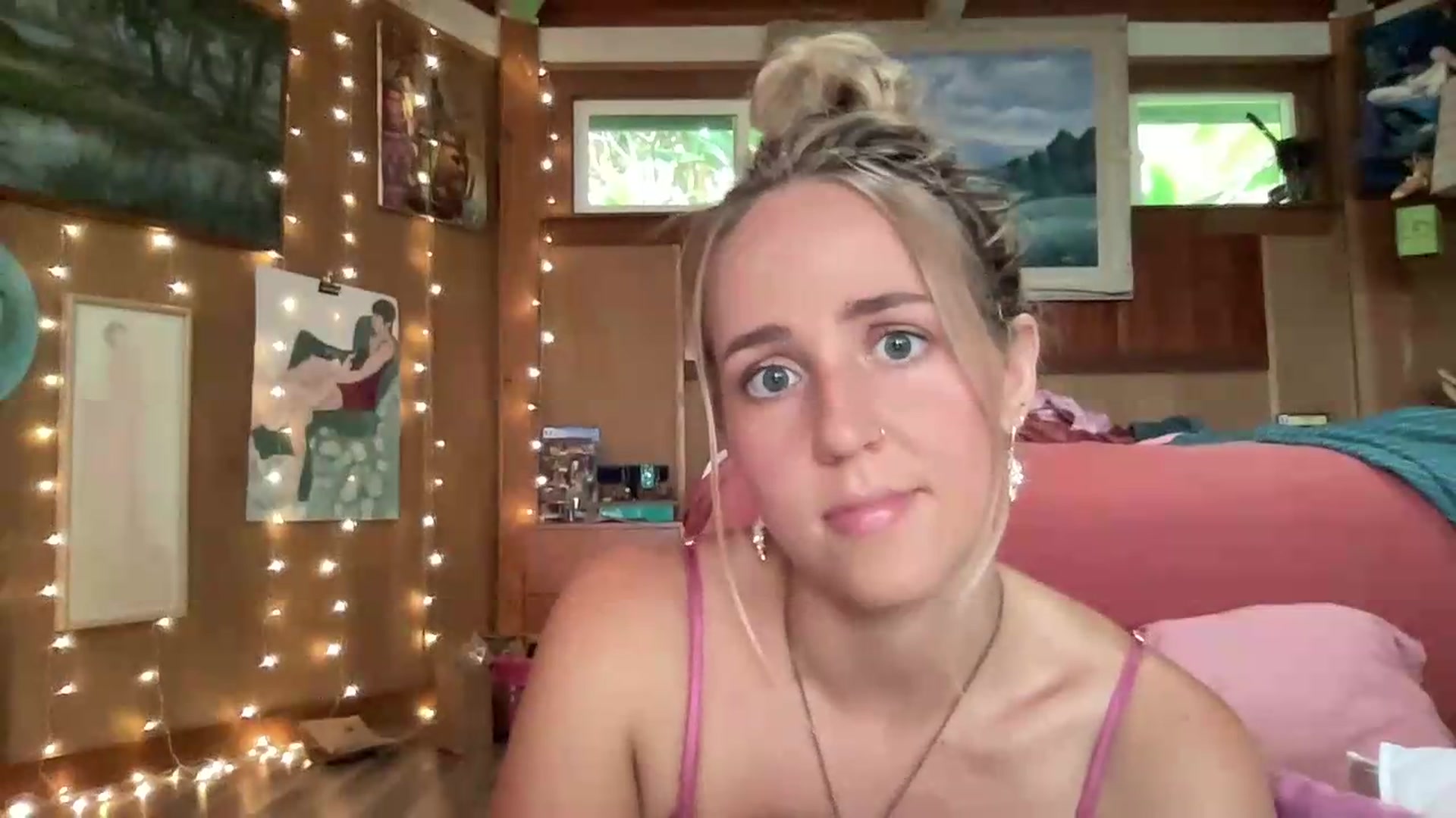 Gallery image thumbnail from IvyPiercee's myfreecams stream on, 08/03/2026, 23:49 image 18 of 20