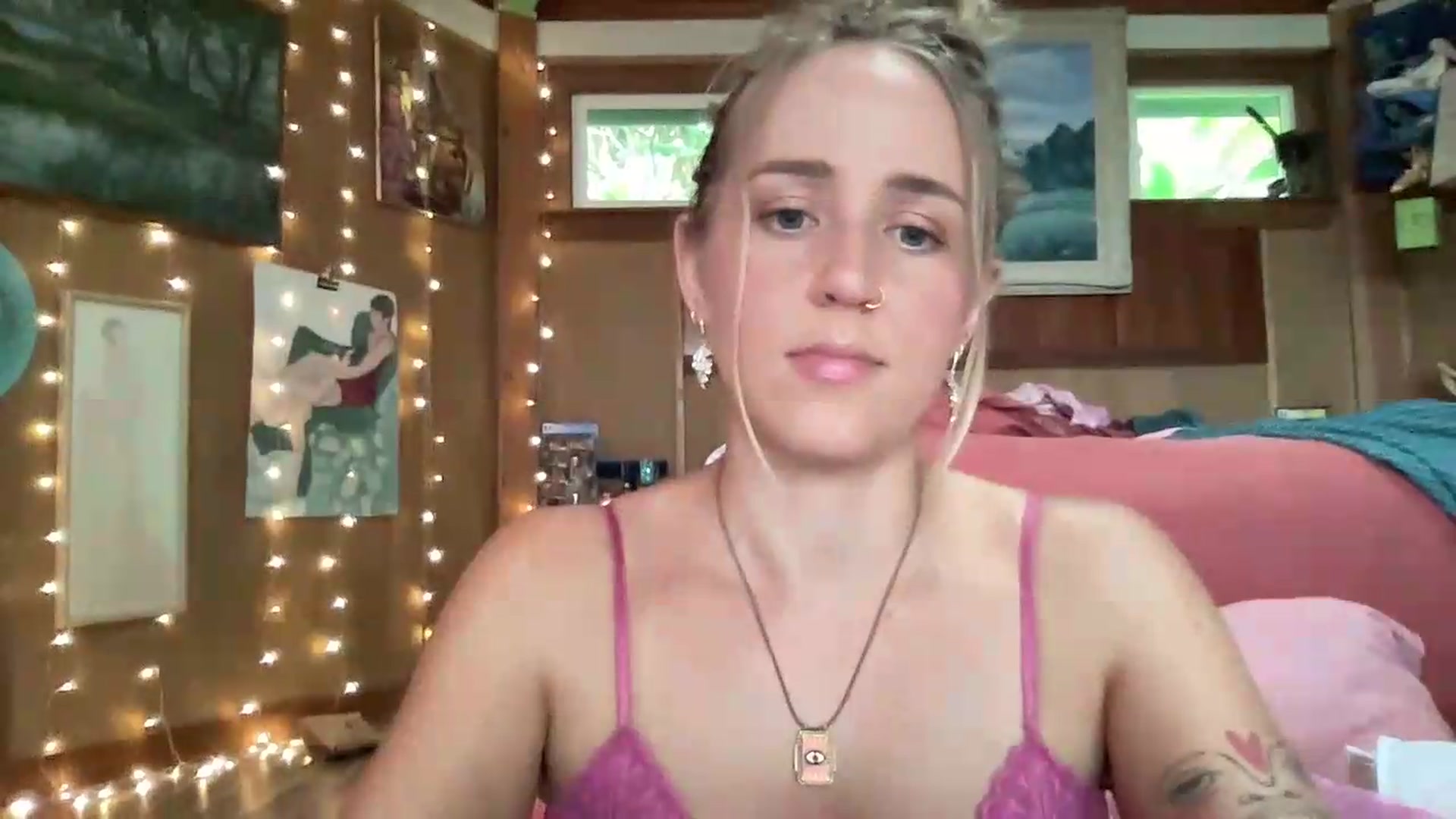 Gallery image thumbnail from IvyPiercee's myfreecams stream on, 08/03/2026, 23:49 image 17 of 20