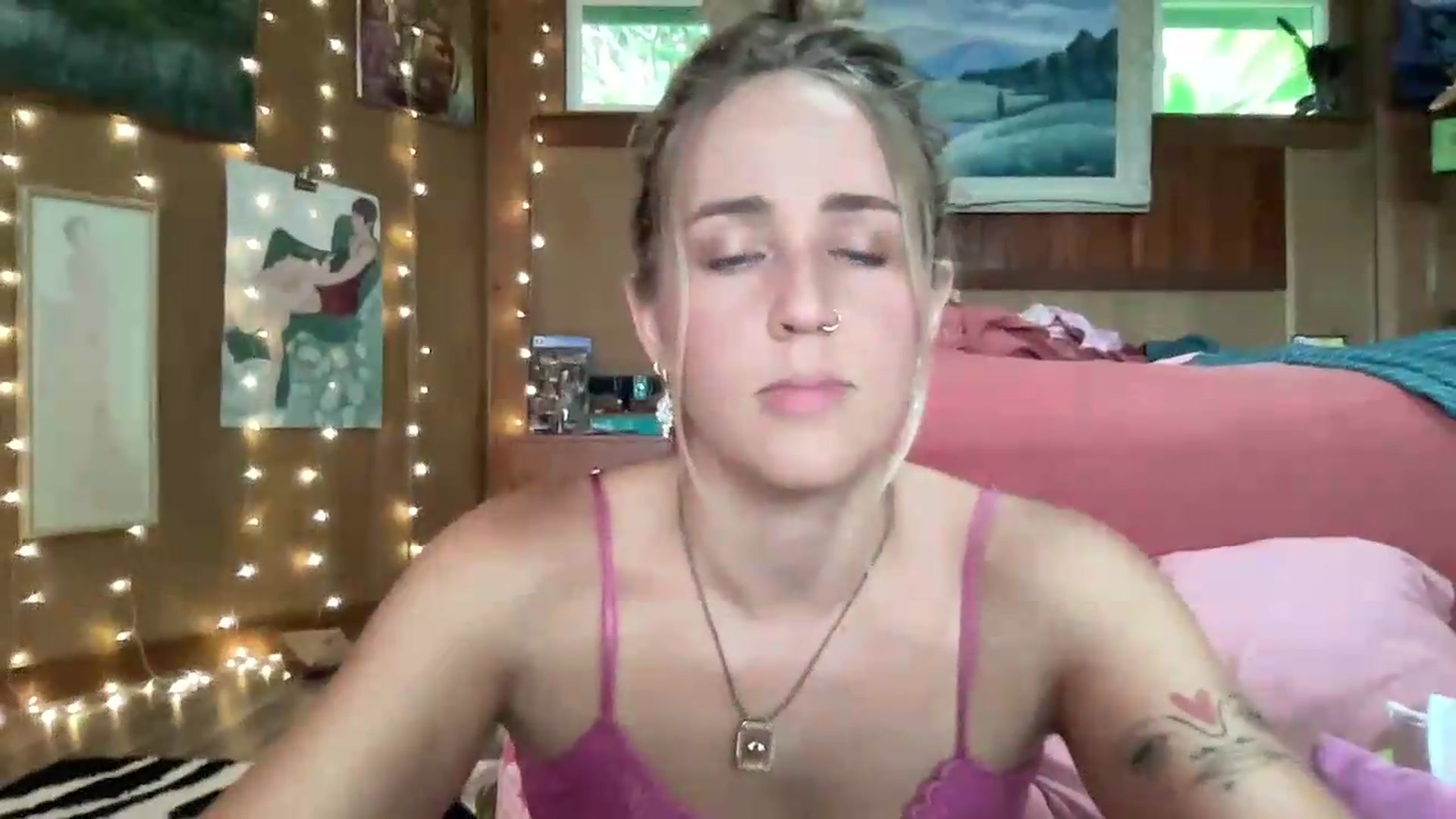 Gallery image thumbnail from IvyPiercee's myfreecams stream on, 08/03/2026, 23:49 image 5 of 20