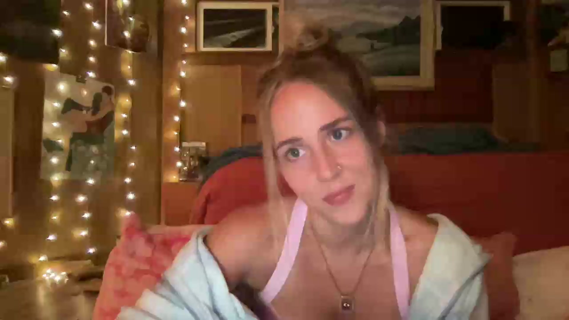 Gallery image thumbnail from IvyPiercee's myfreecams stream on, 08/12/2026, 07:27 image 12 of 20