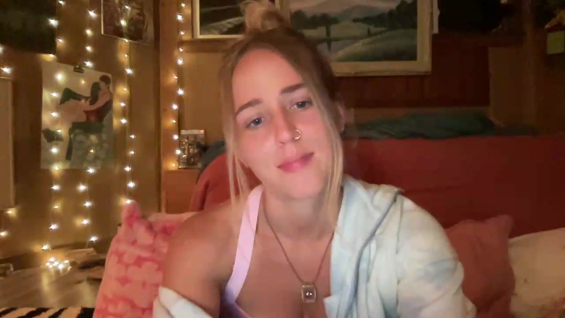 Gallery image thumbnail from IvyPiercee's myfreecams stream on, 08/12/2026, 07:27 image 8 of 20
