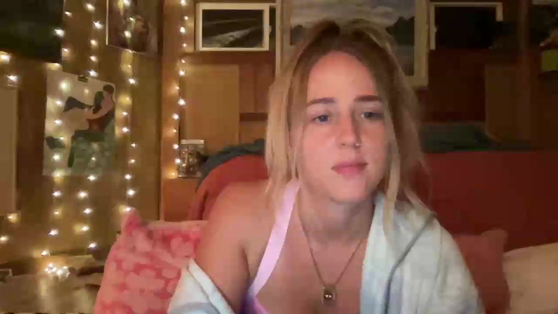 Gallery image thumbnail from IvyPiercee's myfreecams stream on, 08/12/2026, 07:27 image 6 of 20