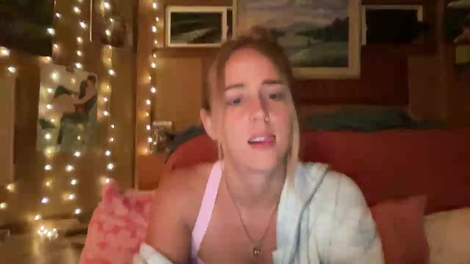 Gallery image thumbnail from IvyPiercee's myfreecams stream on, 08/12/2026, 07:27 image 7 of 20