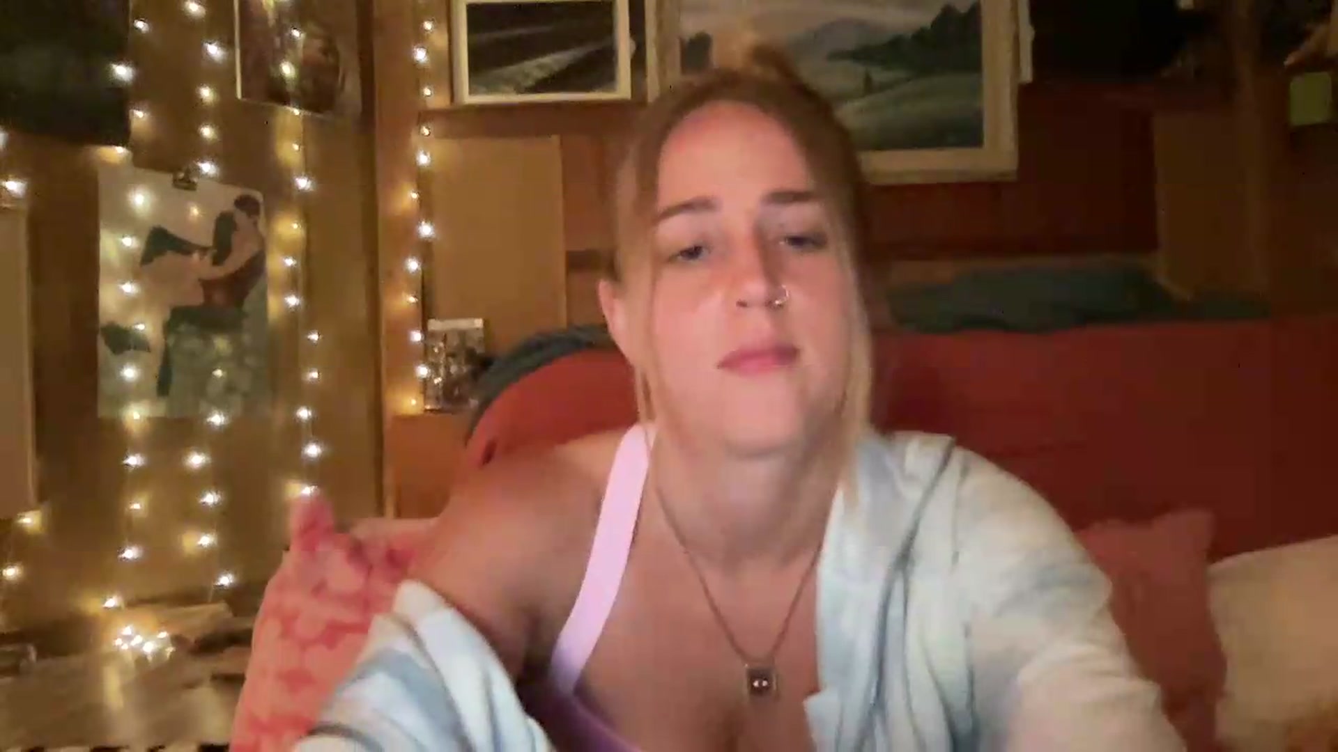 Gallery image thumbnail from IvyPiercee's myfreecams stream on, 08/12/2026, 07:27 image 9 of 20