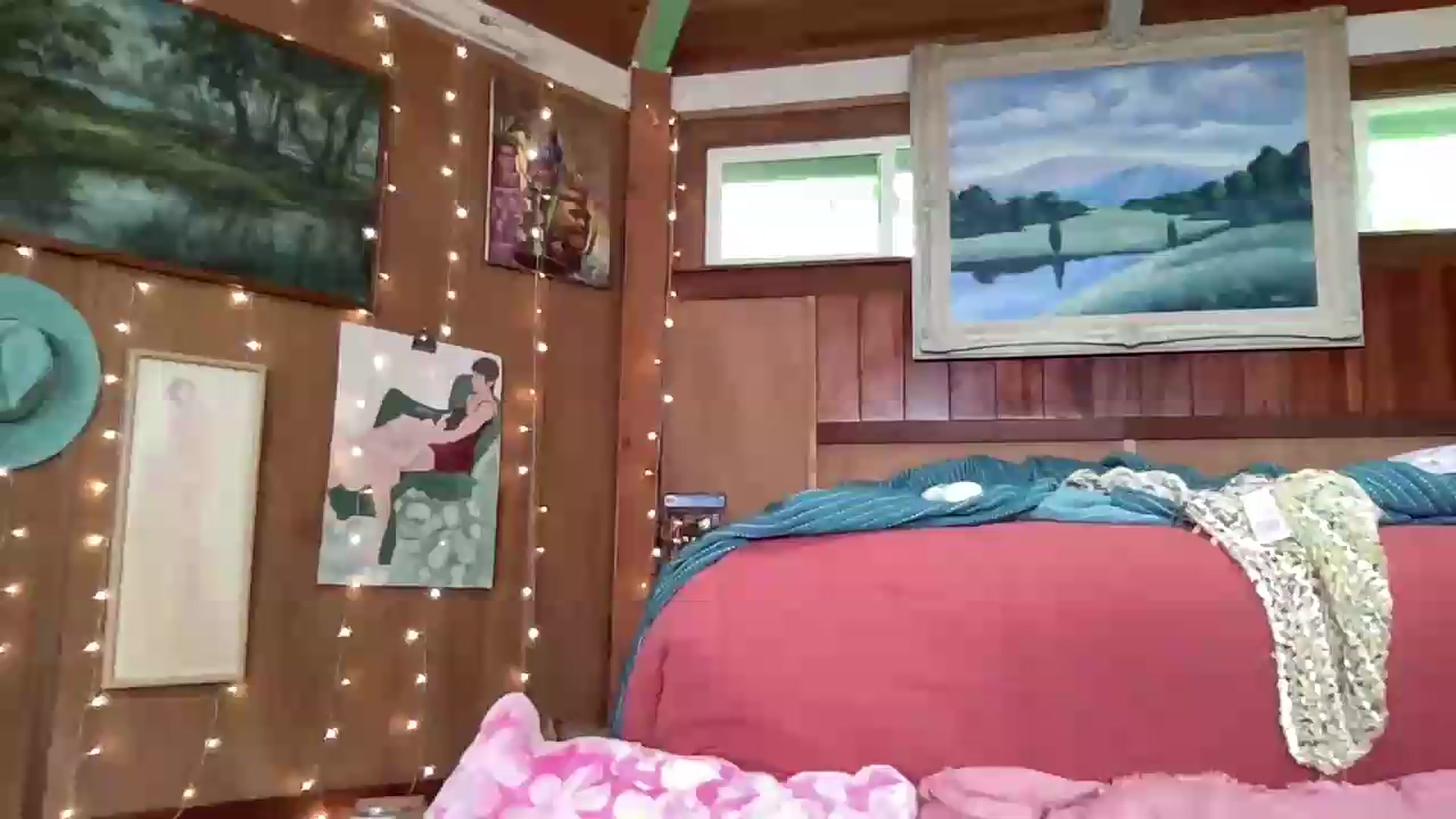 Gallery image thumbnail from IvyPiercee's myfreecams stream on, 08/13/2026, 01:22 image 20 of 20