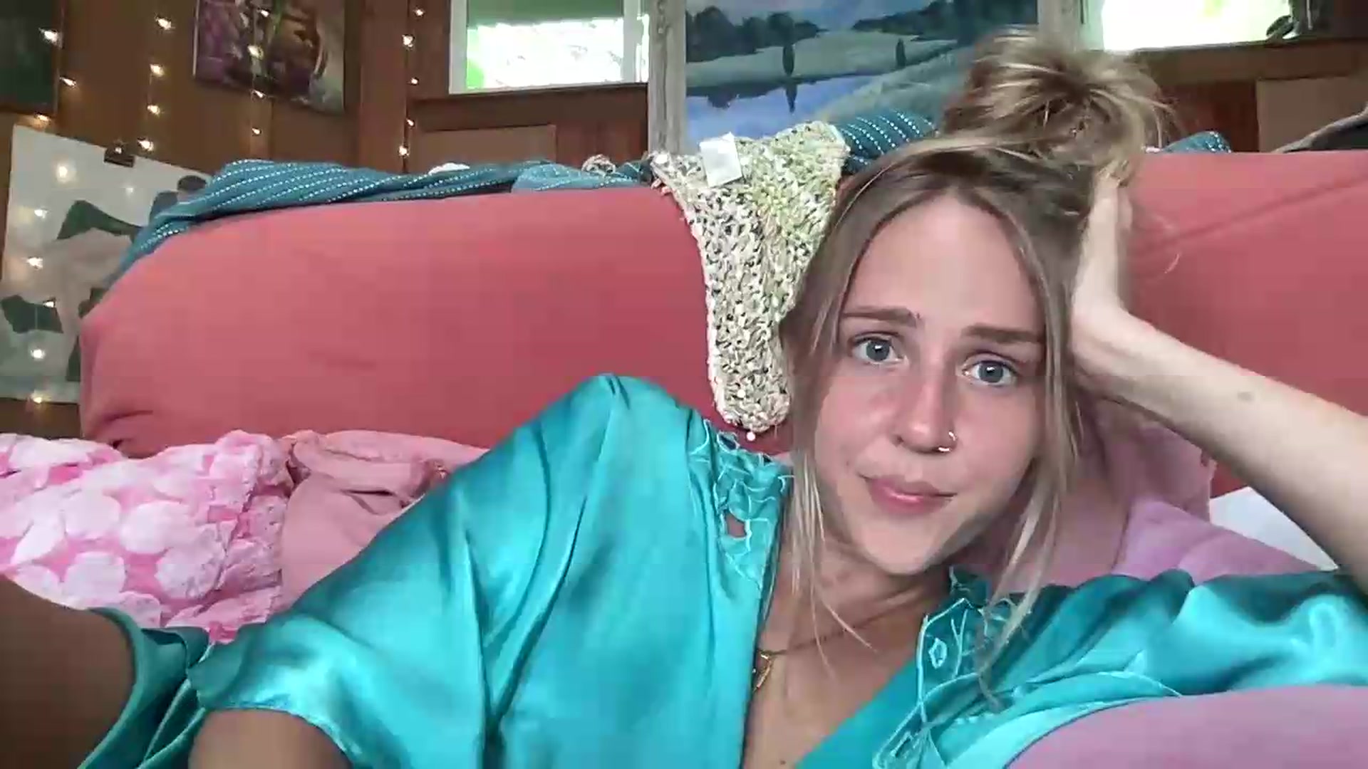 Gallery image thumbnail from IvyPiercee's myfreecams stream on, 08/13/2026, 01:22 image 18 of 20