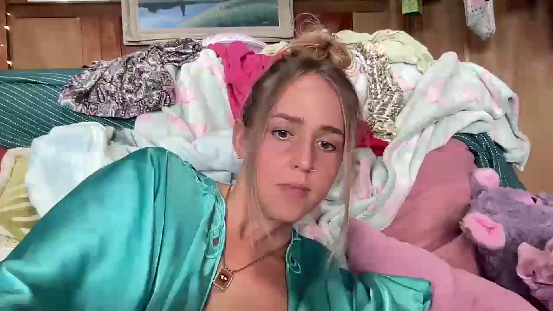 Gallery image thumbnail from IvyPiercee's myfreecams stream on, 08/14/2026, 01:11 image 19 of 20