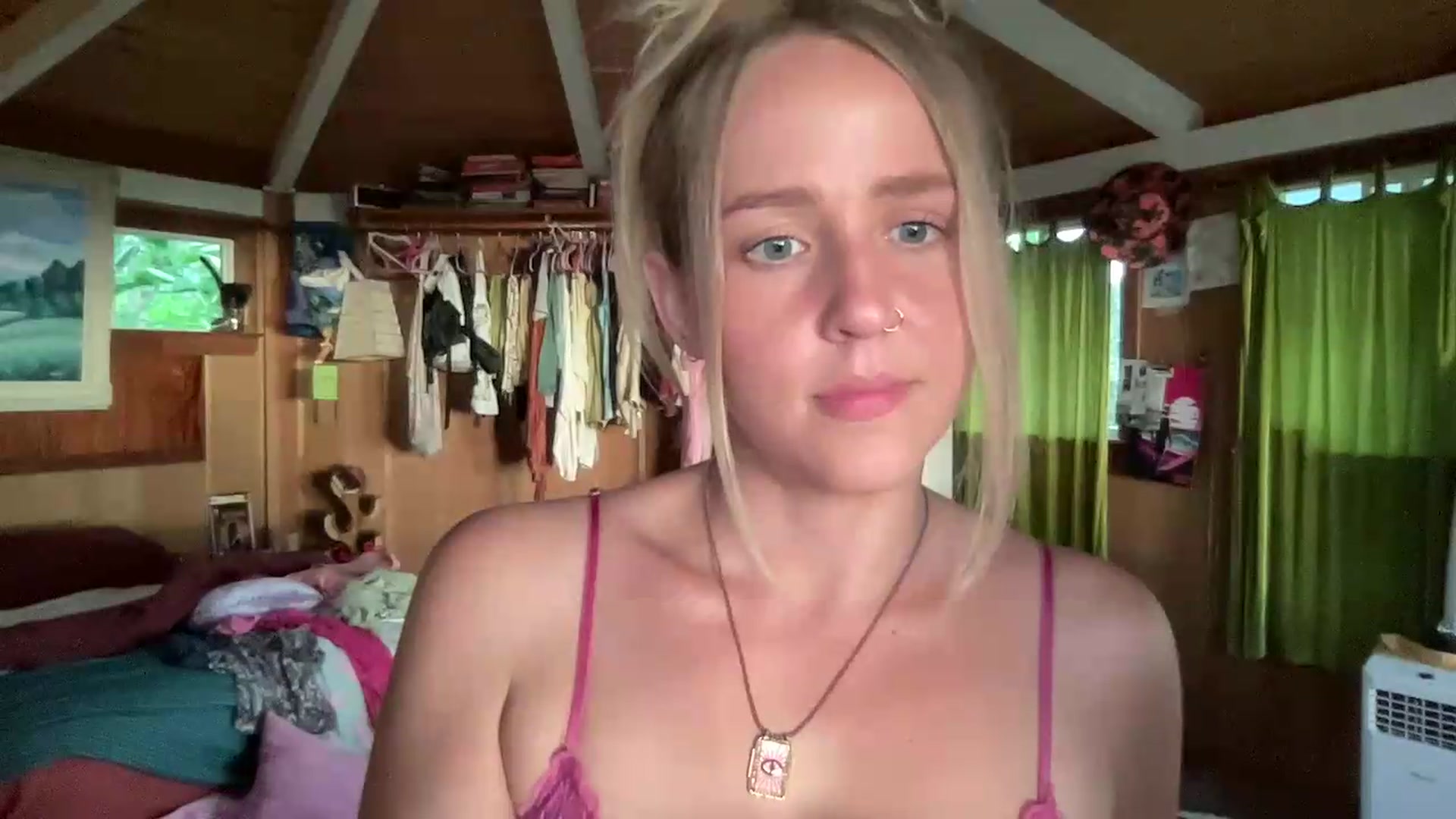 Gallery image thumbnail from IvyPiercee's myfreecams stream on, 08/14/2026, 04:26 image 19 of 20
