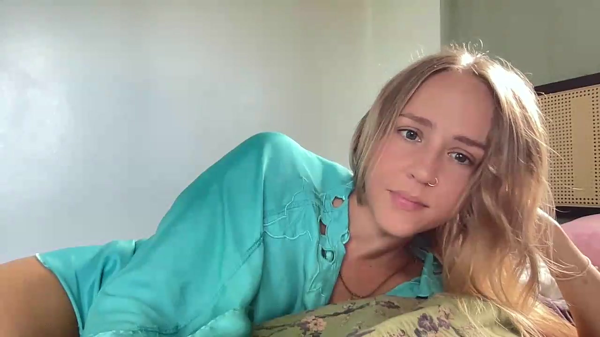 Gallery image thumbnail from IvyPiercee's myfreecams stream on, 08/20/2026, 21:46 image 9 of 20