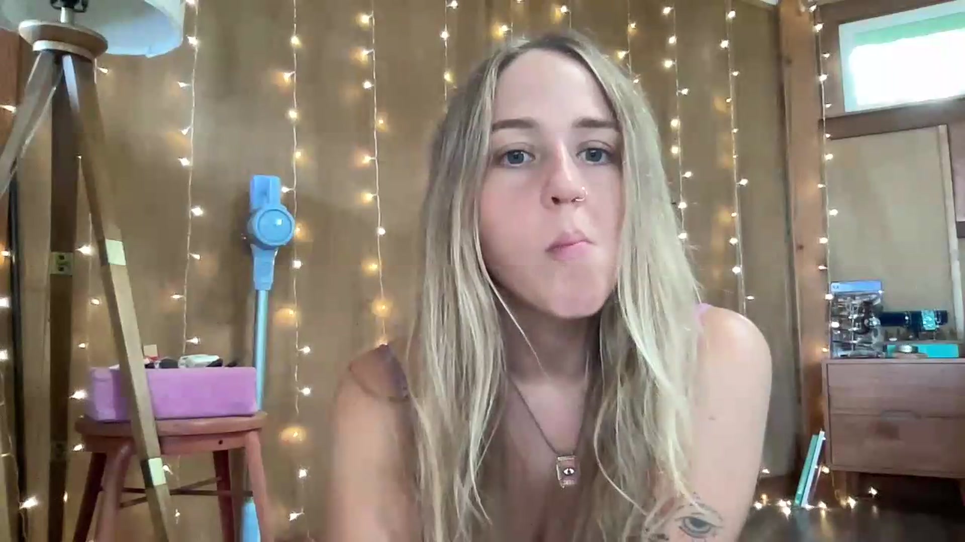 Gallery image thumbnail from IvyPiercee's myfreecams stream on, 08/21/2026, 20:59 image 2 of 20