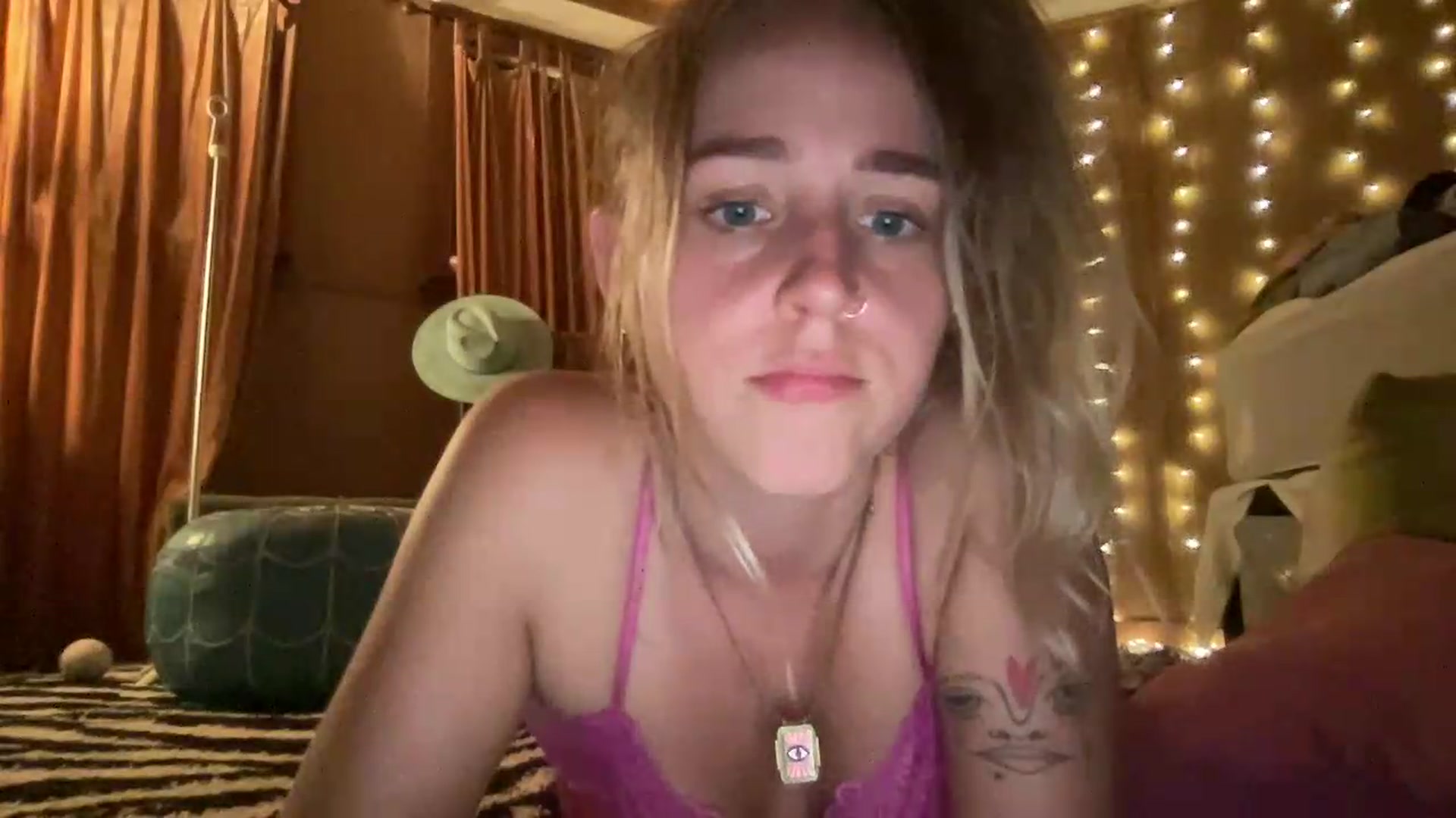 Gallery image thumbnail from IvyPiercee's myfreecams stream on, 08/23/2026, 05:43 image 19 of 20