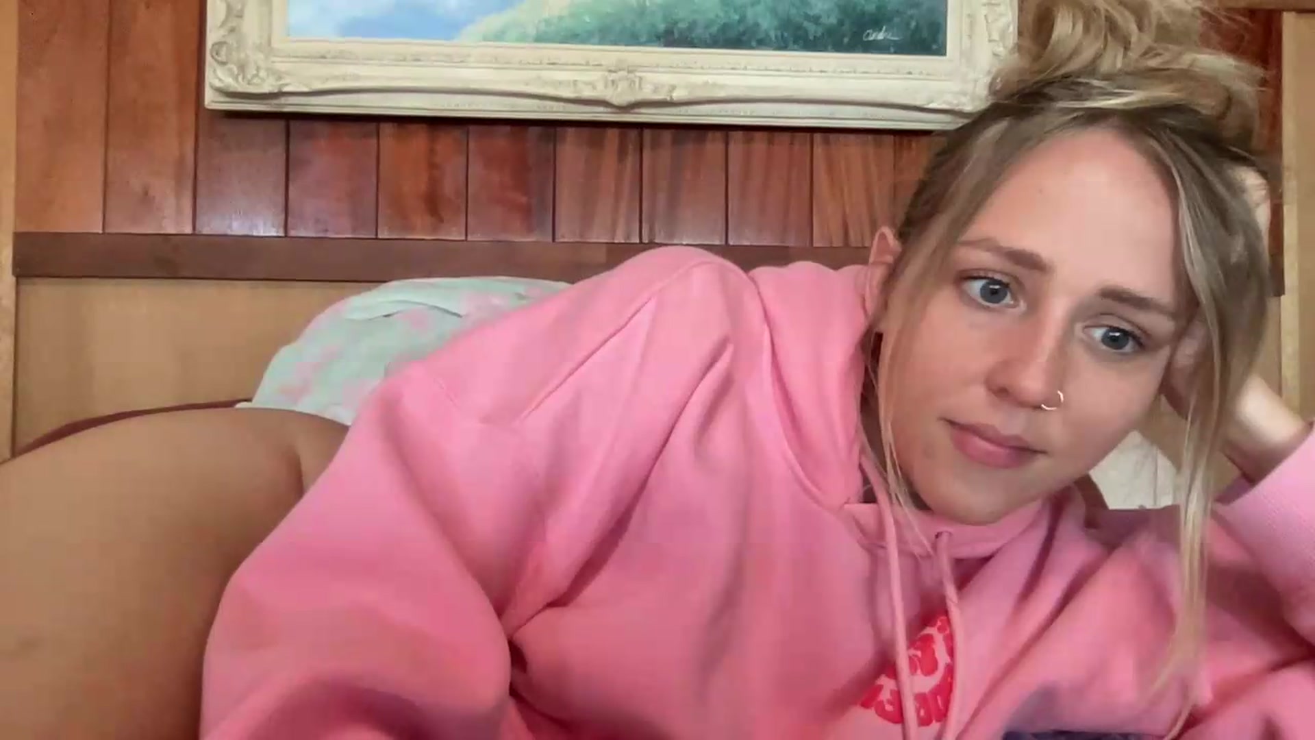 Gallery image thumbnail from IvyPiercee's myfreecams stream on, 09/01/2026, 17:56 image 4 of 20